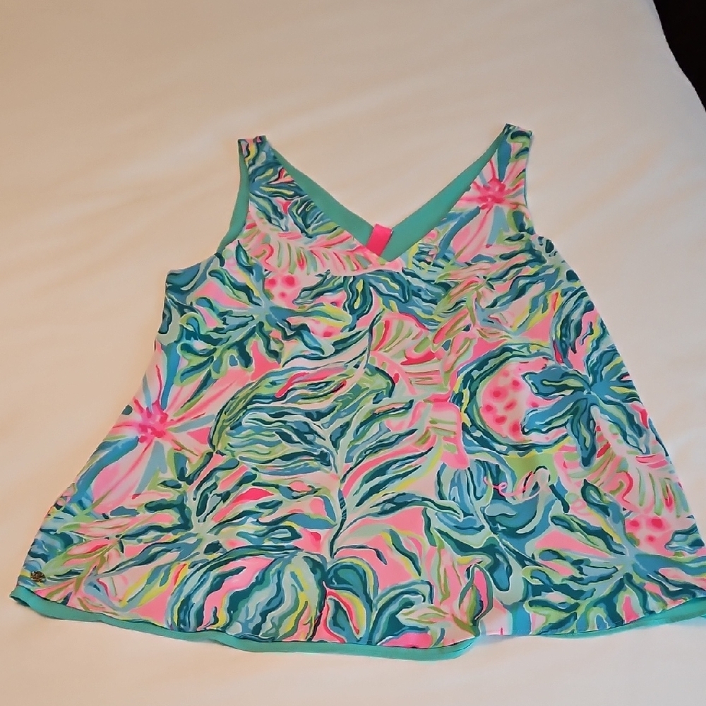 Lilly Pulitzer Tropical Print Top in Pink and Blue